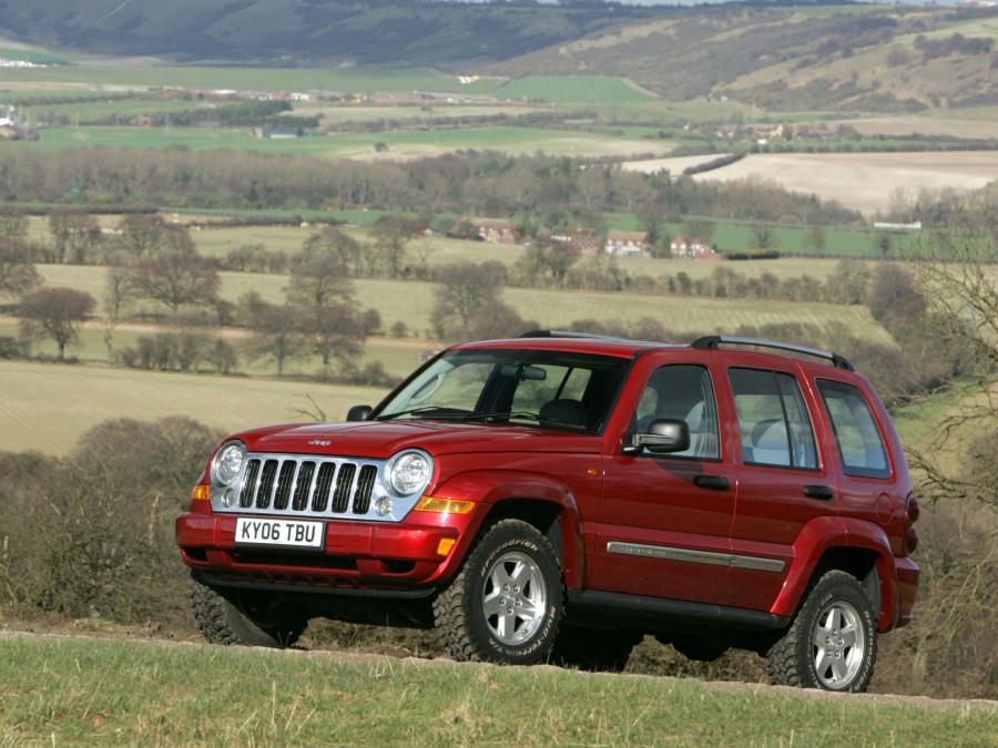  Jeep Cherokee Limited 2005 года  (UK) (фото 28 из 30)